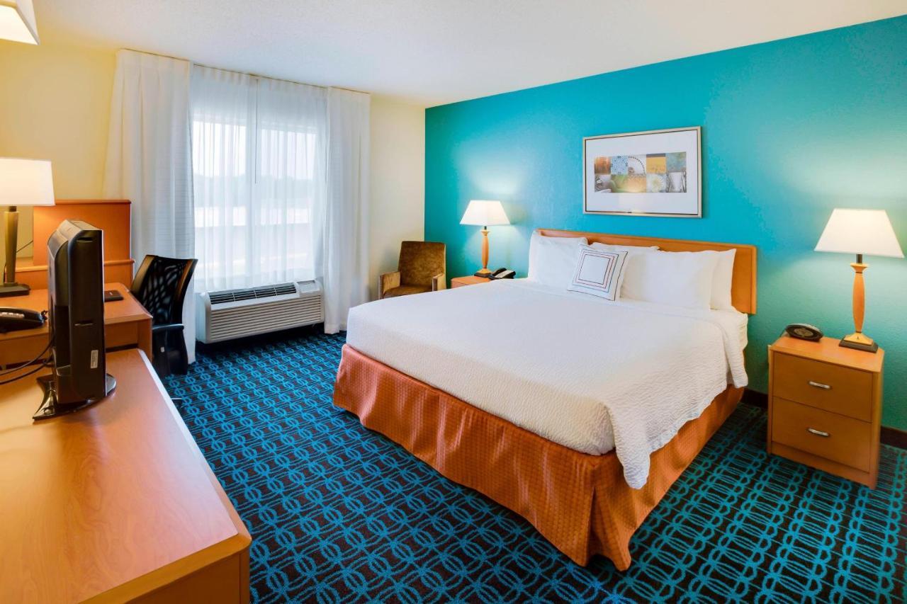Fairfield Inn And Suites South Hill I-85 Экстерьер фото